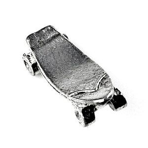 Skateboard Lapel Pin